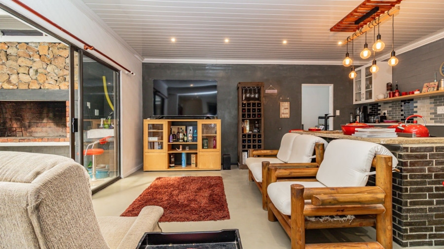 2 Bedroom Property for Sale in Franskraal Western Cape